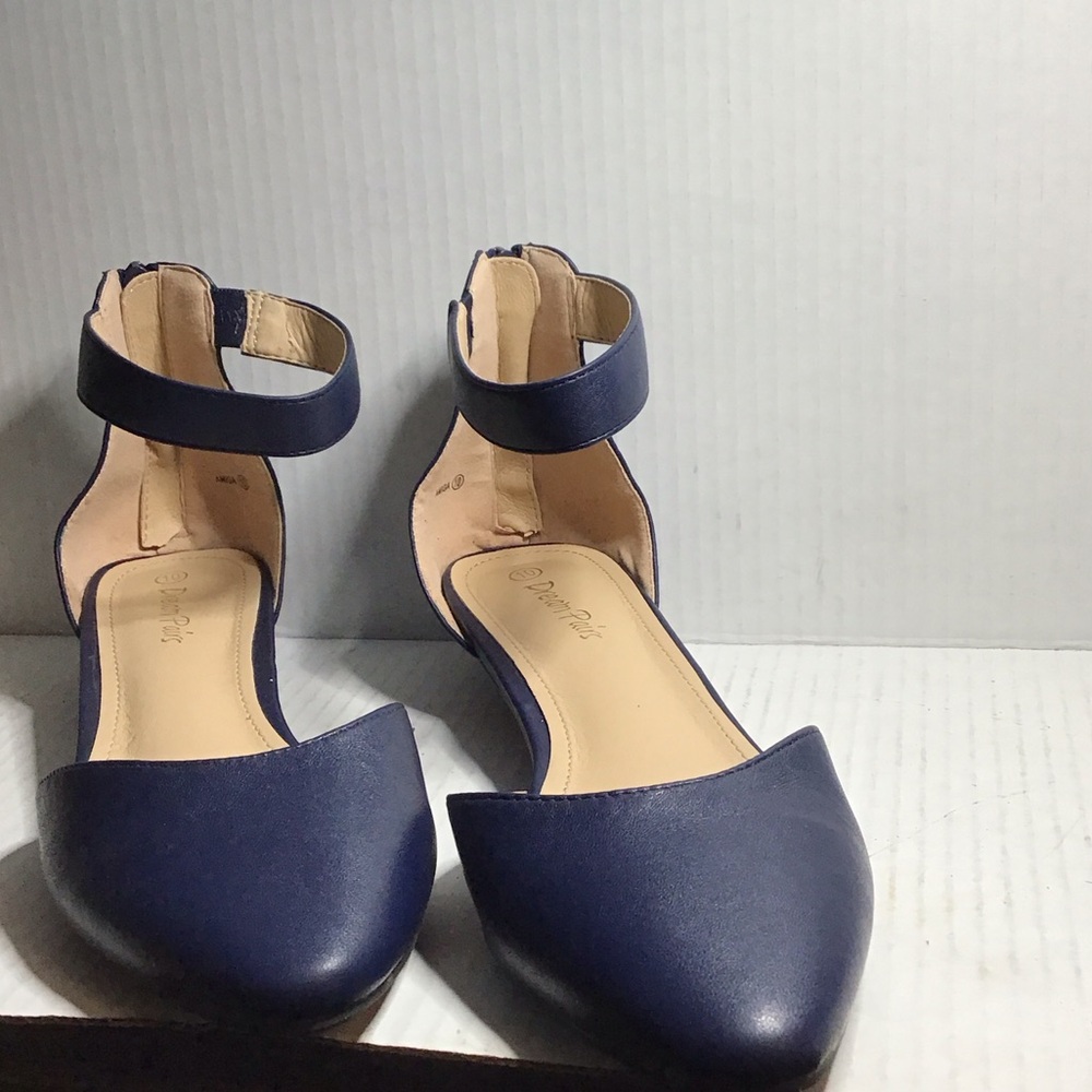 Dream Paris Amiga Women’s Size 10 Ankle Strap flat shoes, Lightweight
